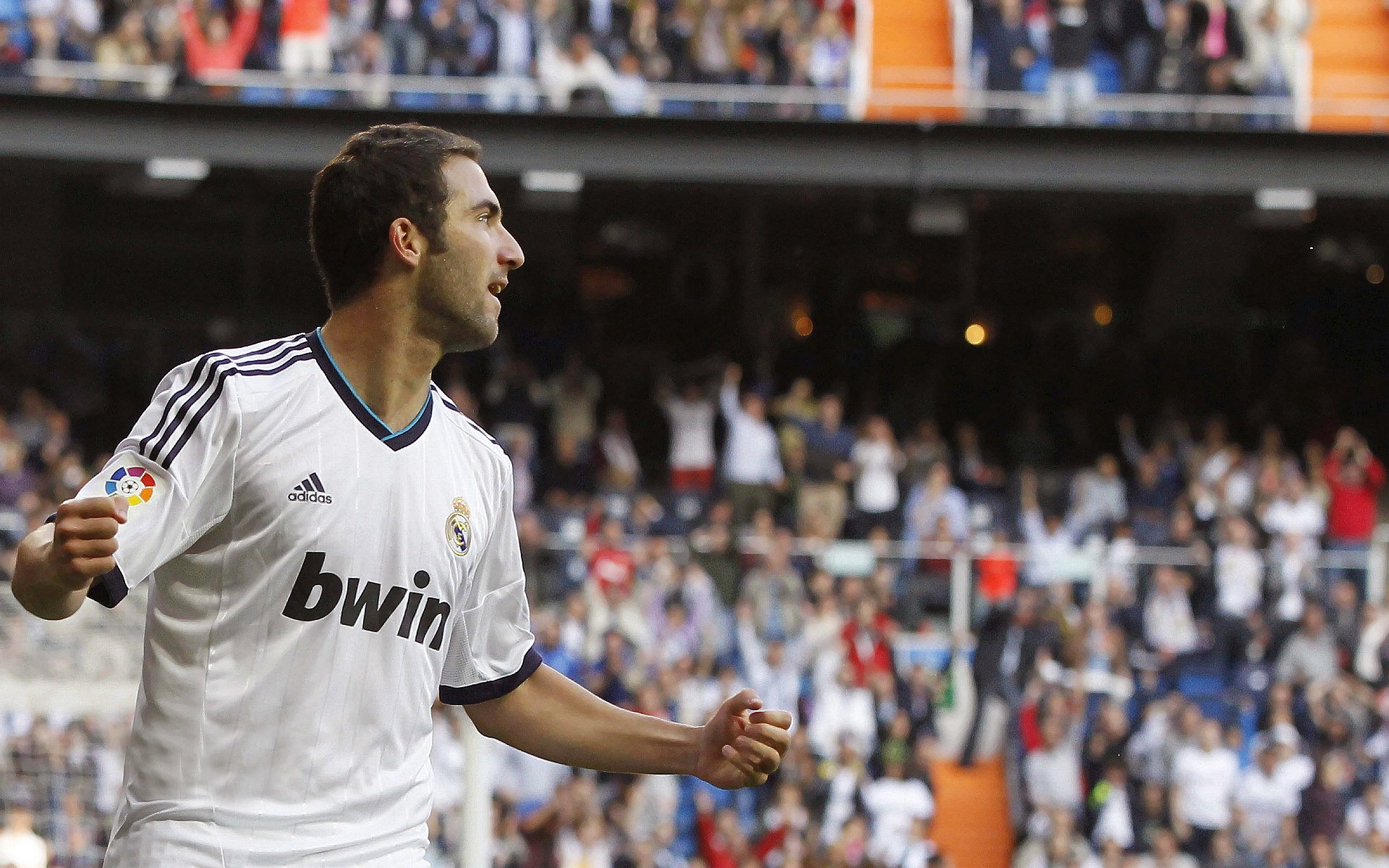 哥伦比亚击败巴西，苏亚雷斯成为关键先生